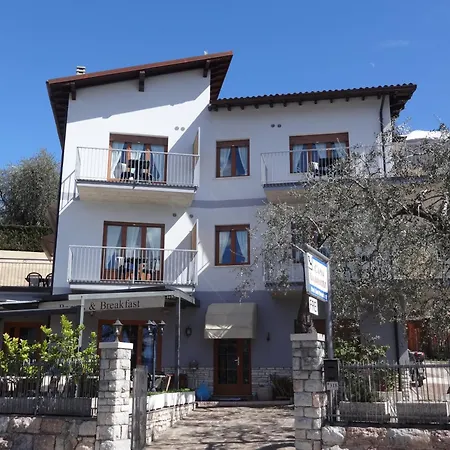 Casa Gabriele Hotel *